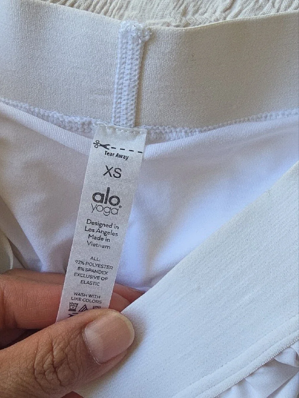 ALO Yoga crisp white